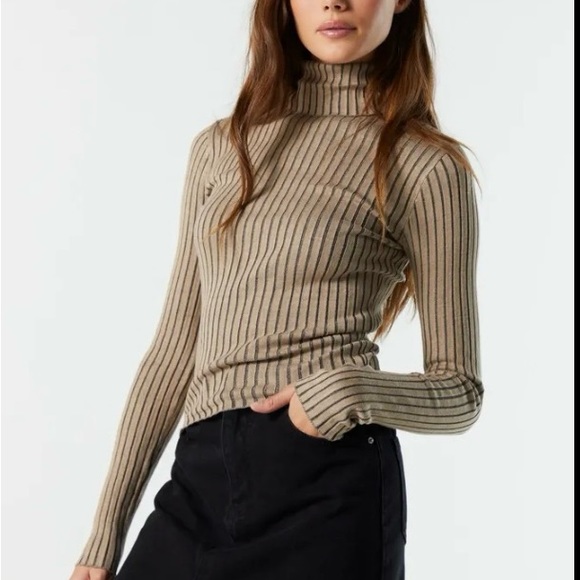 Massimo turtle neck knit sweater Thermal| Size L - Picture 2 of 13